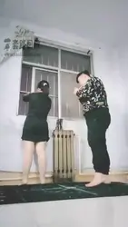 被初恋男友绑在窗户边玩