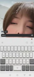 【章哥经典】穿着情趣网袜裸聊自慰，奶子贼大阿黑颜的表情