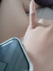 听听我的骚货自慰声