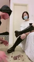 脚喂食深喉