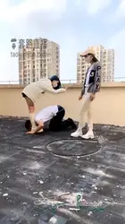 户外羞辱