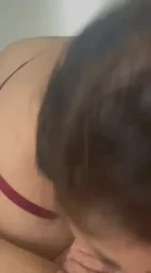 大洋马爆奶熟女肥婆粗鲁光速吃鸡