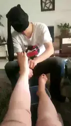 家奴按摩 舔脚