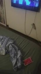 大奶人妻母狗，去她家里卧室偷情肛交，叫声特别大，对白精彩