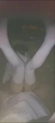 酒后胆大无惧路人 背街小巷就地开艹