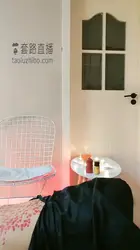 混血吸血鬼女王和猪女仆
