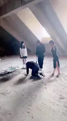 柔柔 女尊男卑 室外调教