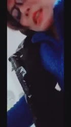 骚熟女露逼自拍