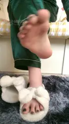 红绿灯 裸足羞辱 榨精