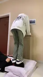 精神小妹 重度踩踏