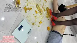 crush食物 M身上高跟踩踏食物 插嘴 食物虐乳