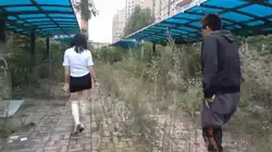 彼岸花 被女上司辞退后 男员工沦为靴下奴