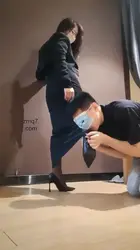 被少妇踩着玩