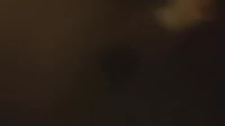 骚妻口活，小骚穴把假鸡吧给夹出去了