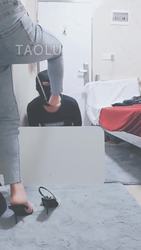 被主人强制恋足和射精 二