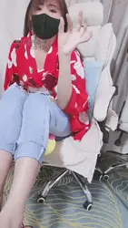 绿帽剧情 伺候男主人 喂JY当夜宵