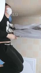 染蝶大人 帆布鞋踩踏狗狗