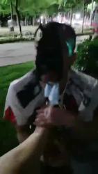 户外舔脚 口水
