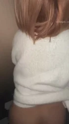 和女大学生厕所激情