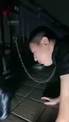 户外训练贱狗舔靴子