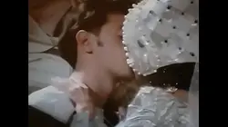 莎拉·杨饰演卢克雷齐娅（第二部分）