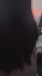 夕阳西下，在酒店阳台上