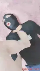 虐保安