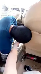 同好共享 在车里贱狗给我舔脚