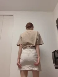 【雨哥91】网调粉嫩骚逼！逼粉内裤黄（已成年）