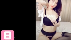 SWAG 叫湿节快乐丝袜女教师越叫越湿越快乐 莉奈酱