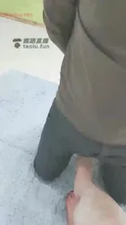 踢裆 恋足 舔脚