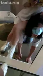 高清 看看你们小白有多下贱帆布鞋调教女奴