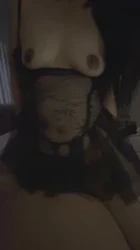 人妻后入 骑马 内射流精