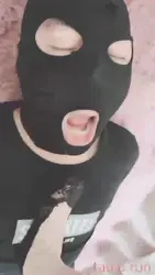喂狗吃蕾丝船袜