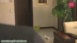 教授偷吻鞋子 被女神抓到