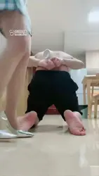 高跟鞋帆布鞋踢裆钻胯耳光口水炸