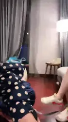 若依 居然敢给我带红帽