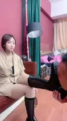 小祖宗 调教鞋奴 舔脚 深喉