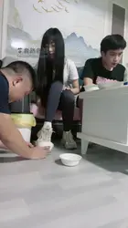 家奴伺候情侣主