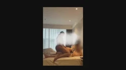 淫妻在酒店伺候单男-1