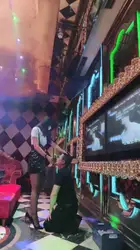 禾未 被两个美女羞辱调教