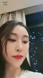 暴力踩死狗
