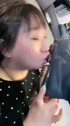 吃运动鞋厚丝袜的母子