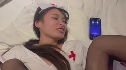 反差护士边挨操边给舔狗男打电话撩骚