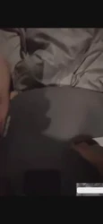 老师穿着瑜伽裤 被同事搞得很爽