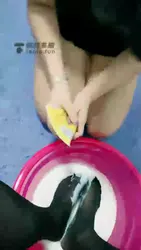 高清 女奴伺候牛奶泡脚 喂食母狗