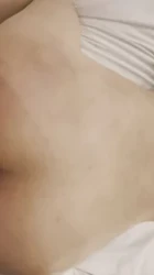 后入并射在蜜桃臀上
