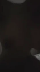 大奶妹自己说下面太湿了