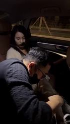 C爷 车上按摩 户外遛狗 钻裆