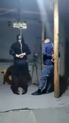 女王惩罚双狗狗